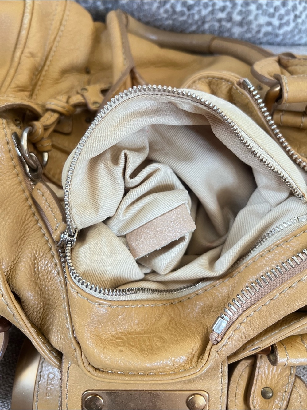 Chloe Paddington Tan Beige Mustard Leather Handbag with Gold Accents - Picture 12 of 16